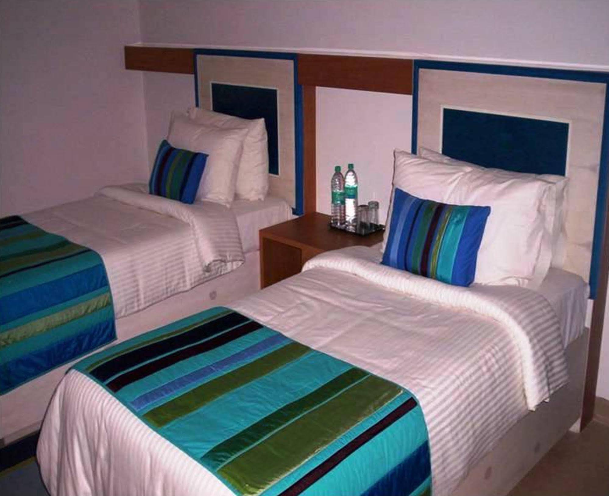 Peerles Sarovar Portico Port Blair Ruang foto